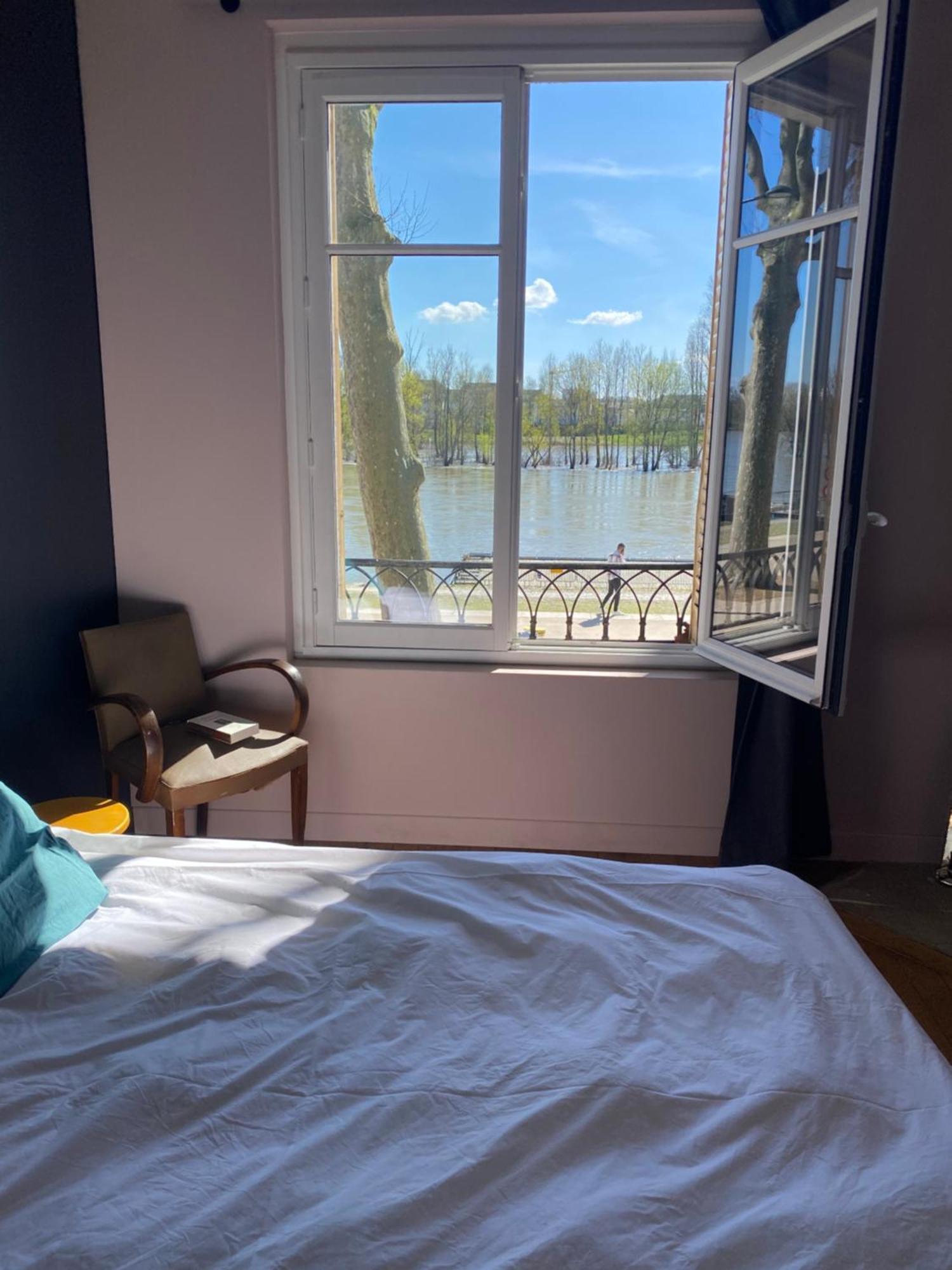 Balcon Vue Loire Parking A 50M Apartment Orleans Exterior photo